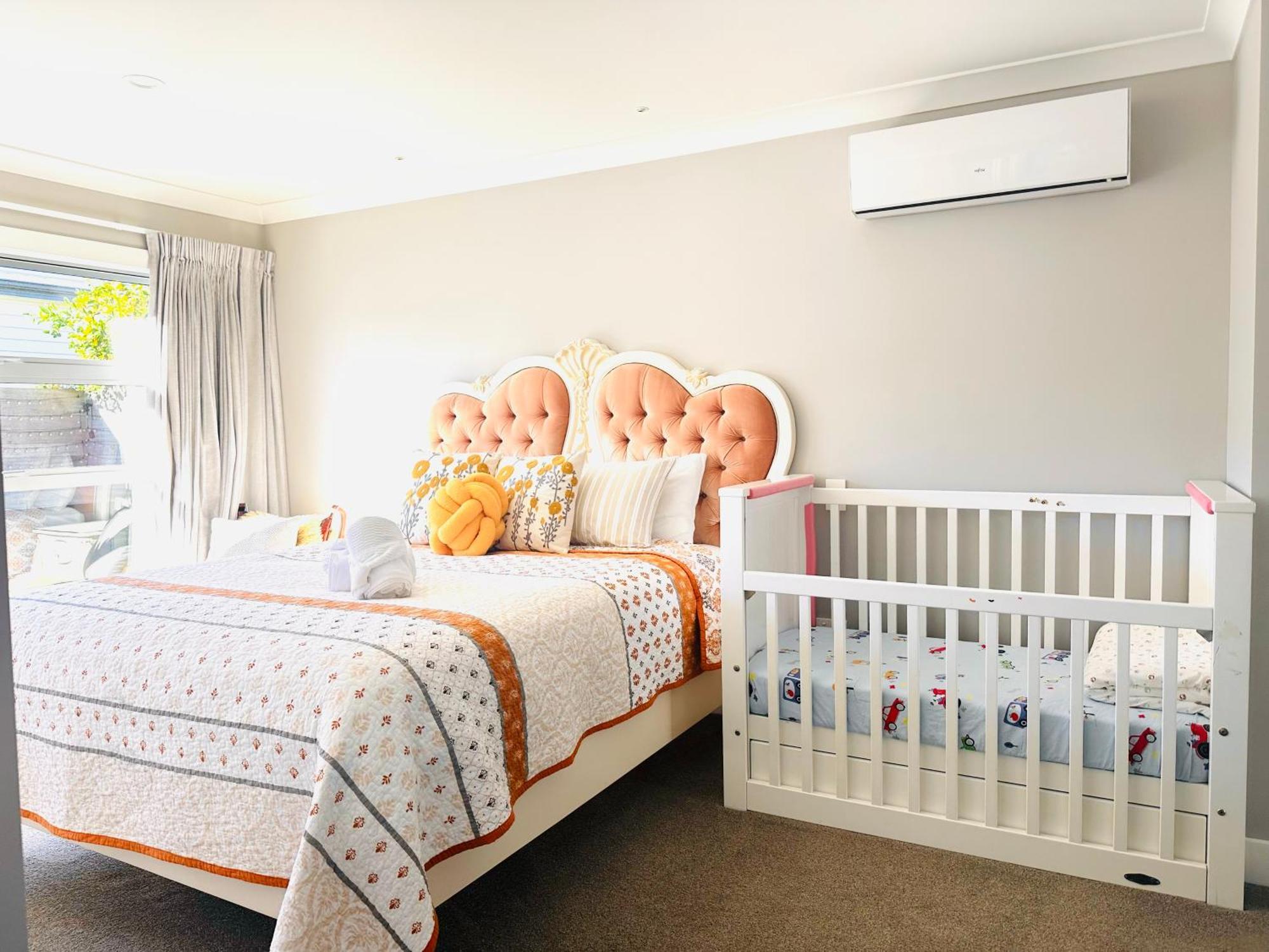 Summer Holiday 4 Bedrooms House In Hamilton With Pool And Spa المظهر الخارجي الصورة